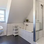 Дом отдыха Reetdachhaus Duenennest Bohl
