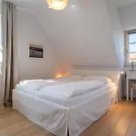 Reetdachhaus Duenennest Дом отдыха