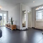 Reetdachhaus Duenennest *