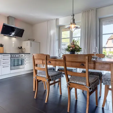 Feriehus Reetdachhaus Duenennest