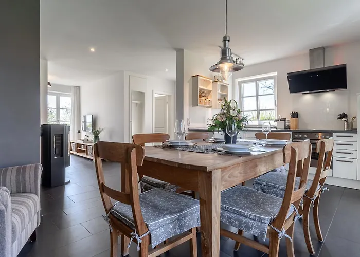 Reetdachhaus Duenennest Böhl