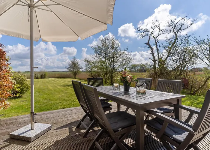 Reetdachhaus Duenennest Feriehus Böhl